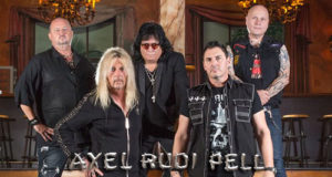 Axel Rudi Pell tres temas en directo en el pasado Wacken. VOODOO CIRCLE lanza su nueva canción "On The Edge". Paco Muñoz Peris será el nuevo batería de 4 BAJO ZERO