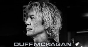 Duff McKagan de GUNS N’ ROSES