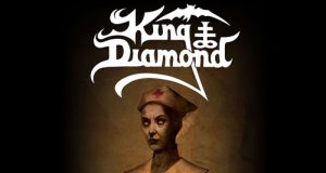 Gene Simmons comienza su nueva gira. KING DIAMOND anuncia gira norteamericana. El disco de THE HALO EFFECT a primeros de año. Fallece el ex- batería de GILLAN Mick Underwood.