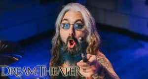 Mike Portnoy habla de las diferencias entre él y Mike Mangini en DREAM THEATER. Vídeo de NOVEMBER. Disco de CRUZEIRO.