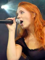 Simone Simons de EPICA