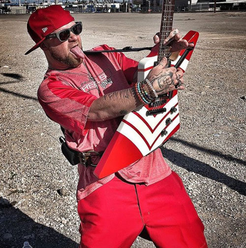 FIVE FINGER DEATH PUNCH