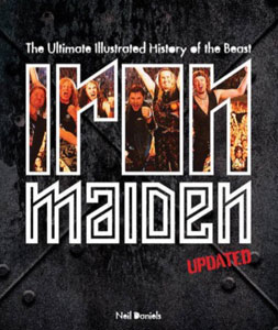  IRON MAIDEN - The Ultimate Illustrated History Of The Beast