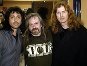 Al Pitrelli y Dave Mustaine de MEGADETH con Rafa Basa