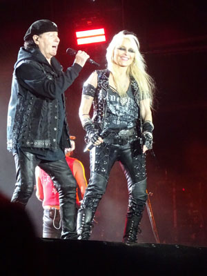 KLAUS Y DORO