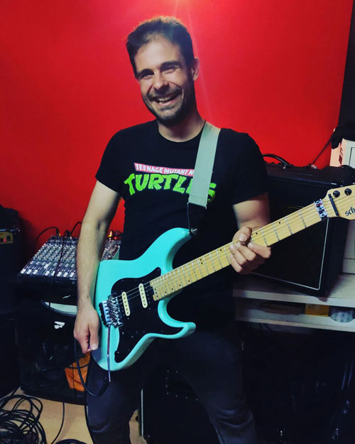 Entrevista con Manu Acilu, guitarrista de SIN CONTROL