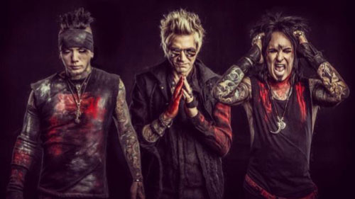 SIXX: A.M.