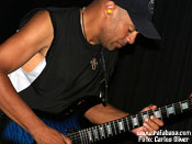 Tony Macalpine - Foto: Carlos Oliver