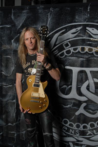 Doug Aldrich de Whitesnake